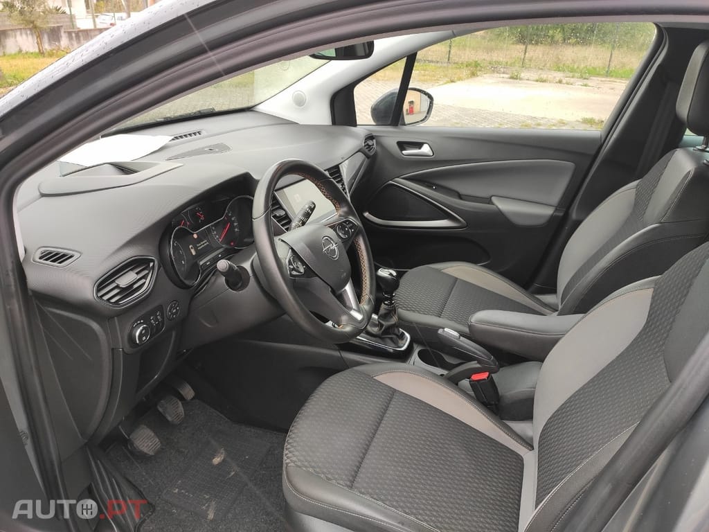 Opel Crossland X 1.2 T Innovation J17