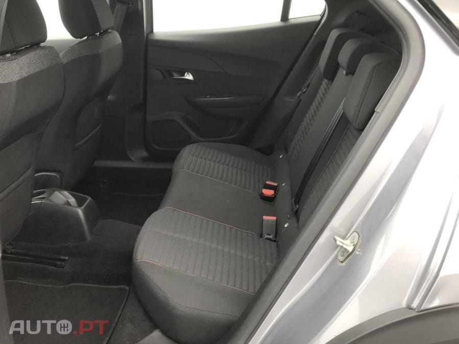 Peugeot 2008 1.2 PureTech Active Pack