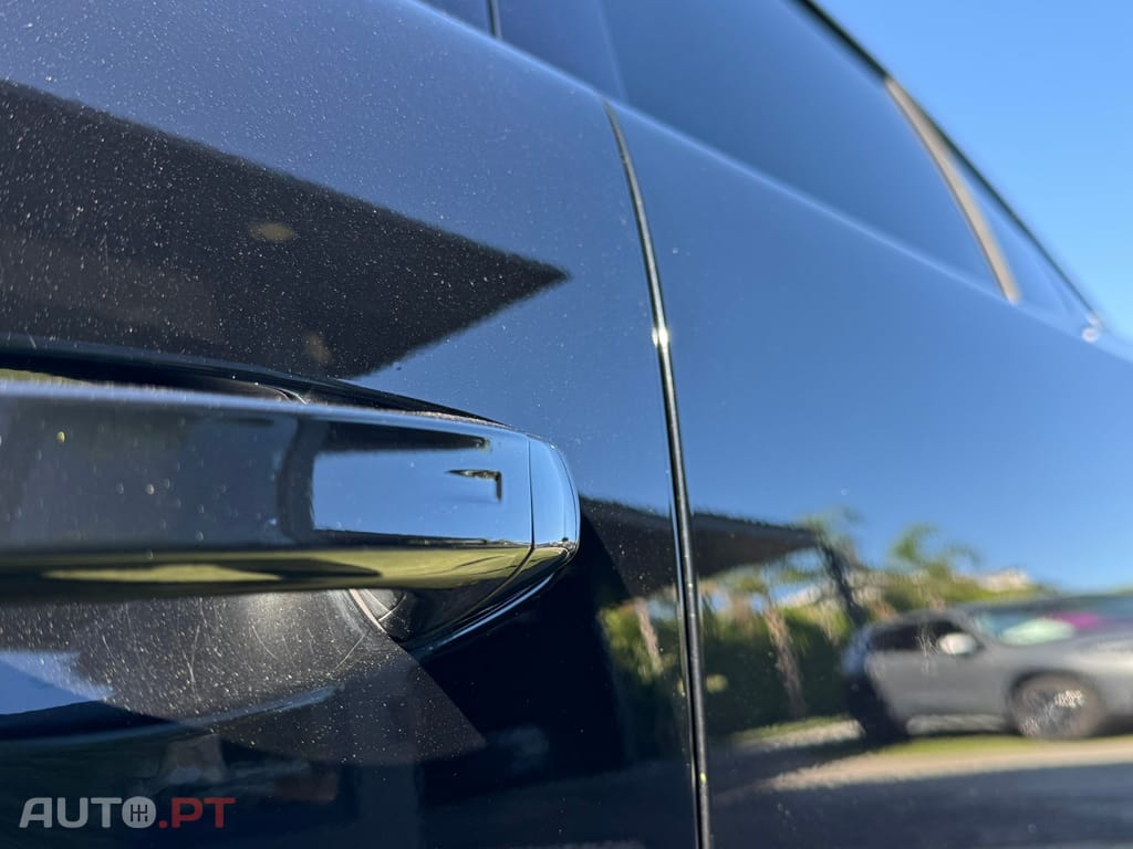 Peugeot 408 1.6 Hybrid Allure e-EAT8