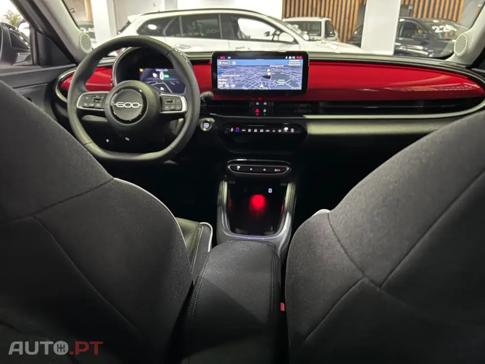 Fiat 600e 54 kWh (RED)