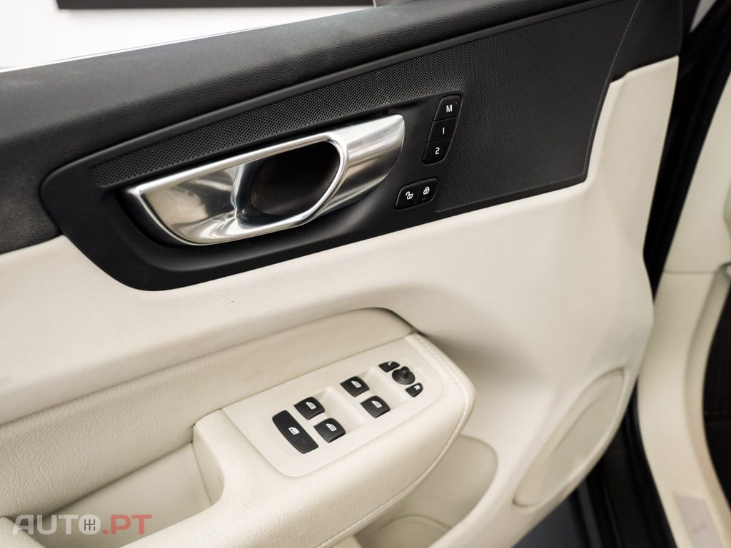 Volvo XC60 2.0 T6 PHEV Inscription AWD