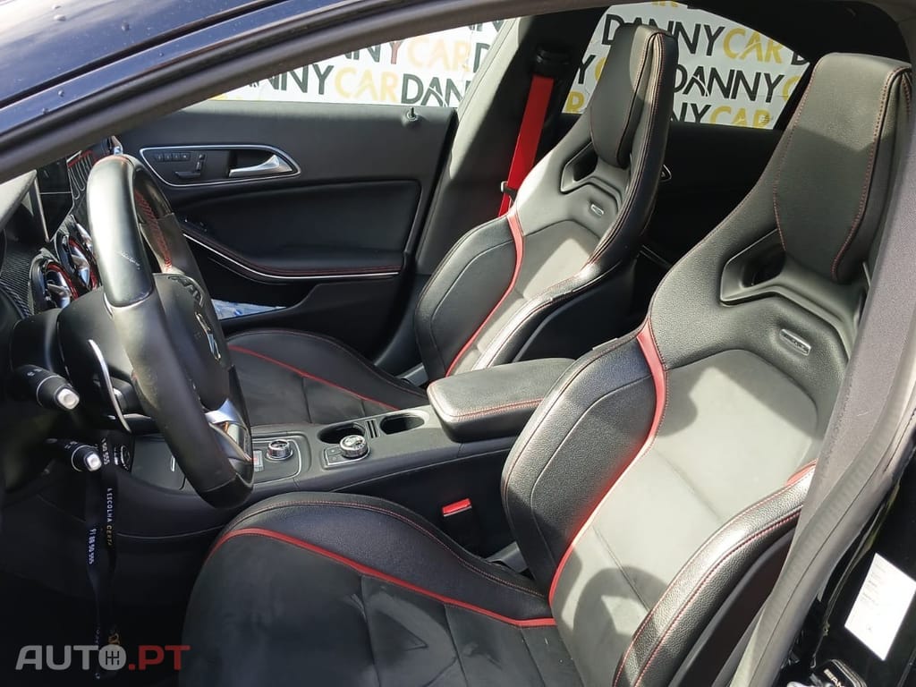 Mercedes-Benz CLA 45 AMG Performance