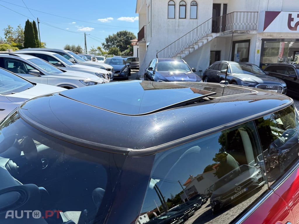 MINI Cooper Cooper D