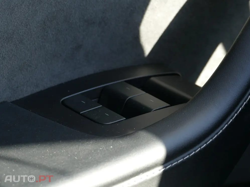 Tesla Model Y Standard