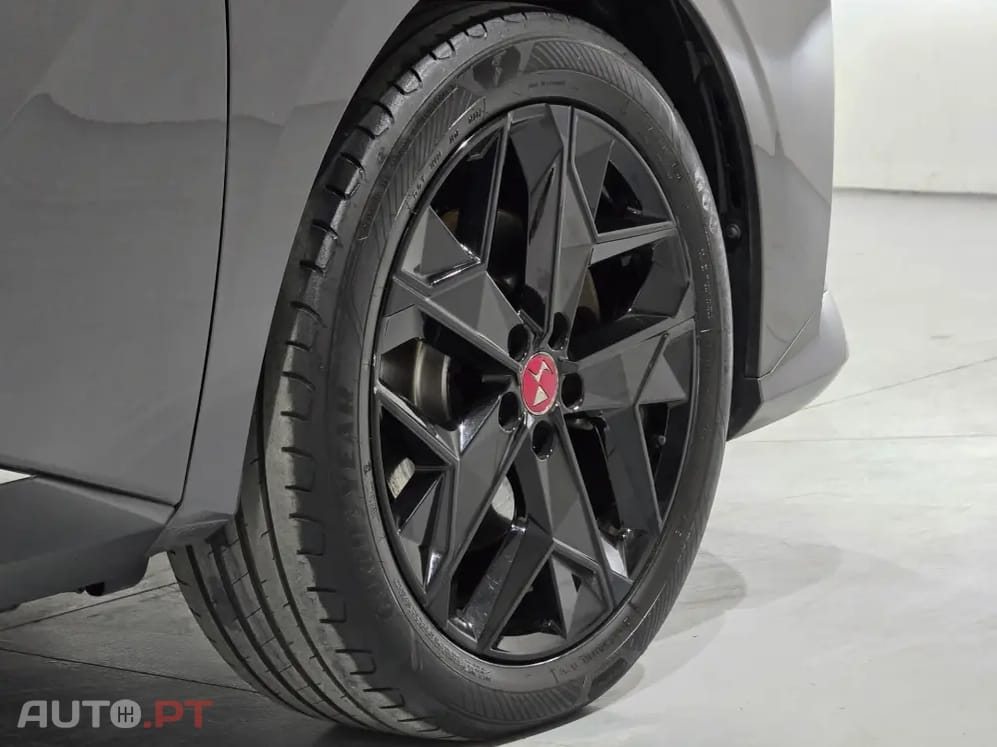 DS DS4 E-TENSE 225 PERFORMANCE LINE+