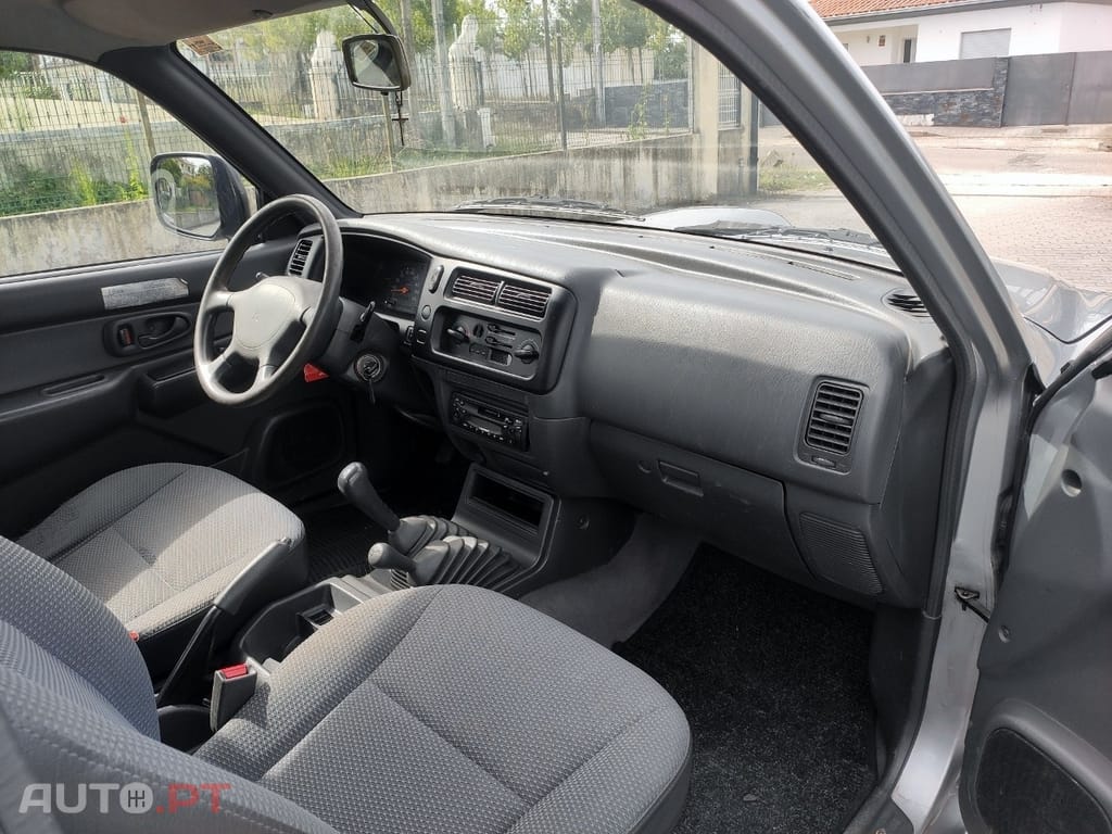 Mitsubishi L200 2.5TDI 4X4 3LUG