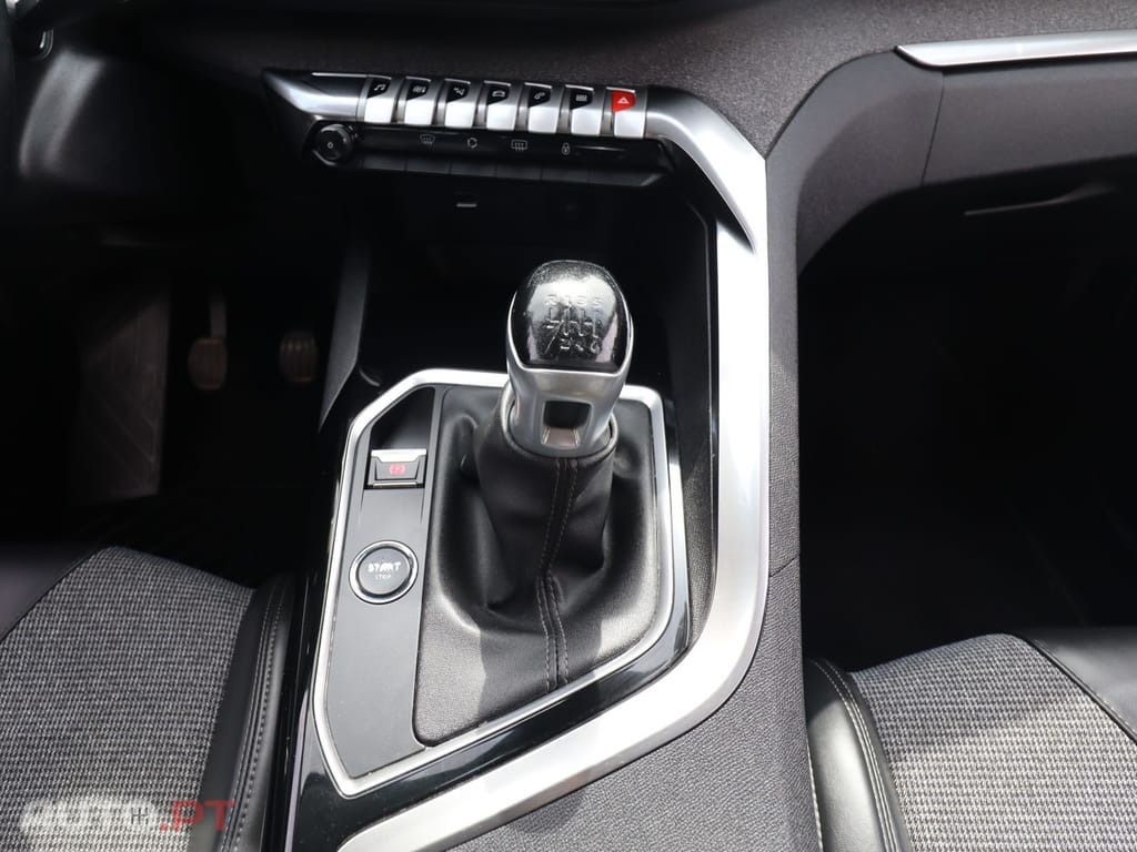 Peugeot 3008 1.6 BlueHDi Allure