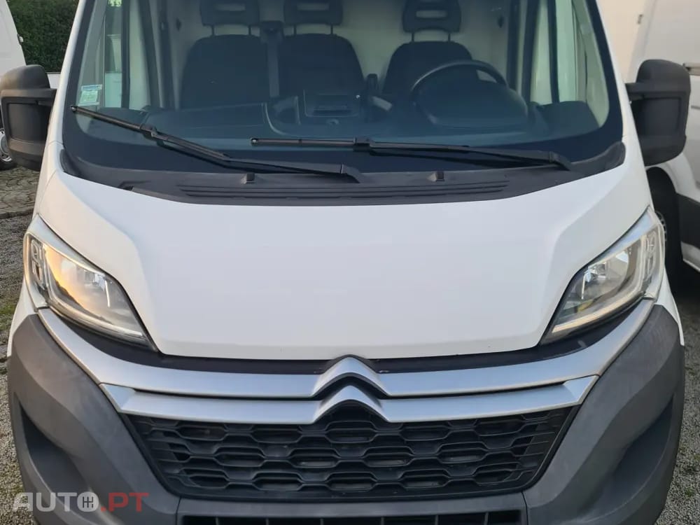Citroën Jumper 2.0 BlueHDi 33 L3H2 — fotografia 3