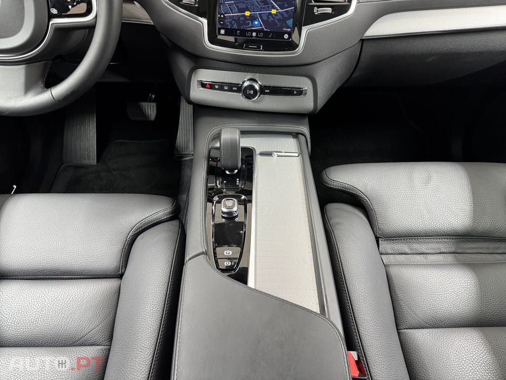 Volvo XC90 T8 I.V.A DEDUTIVEL 