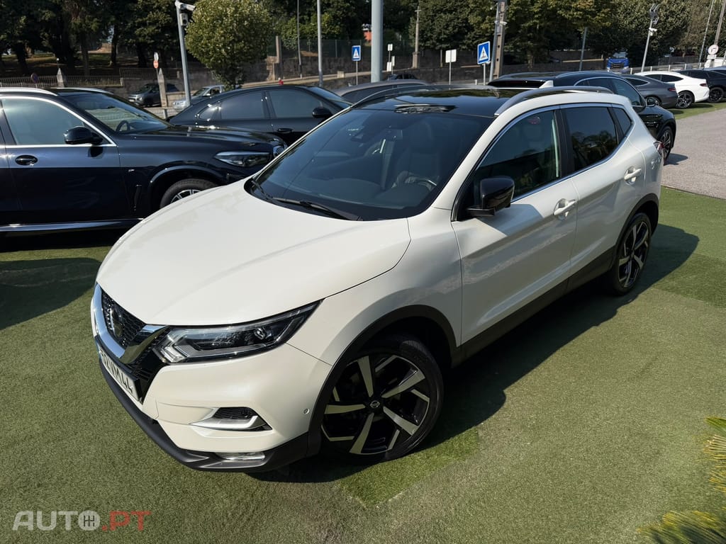 Nissan Qashqai 1.6 dCi Tekna Premium Pele Preta Xtronic