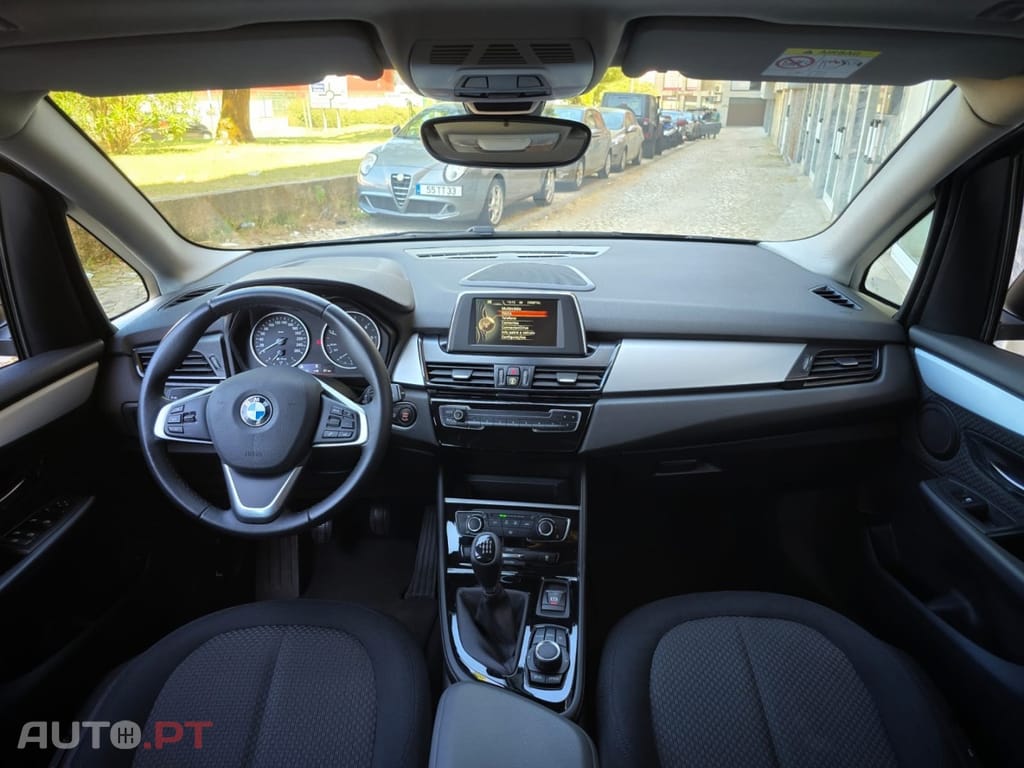 BMW 216 d