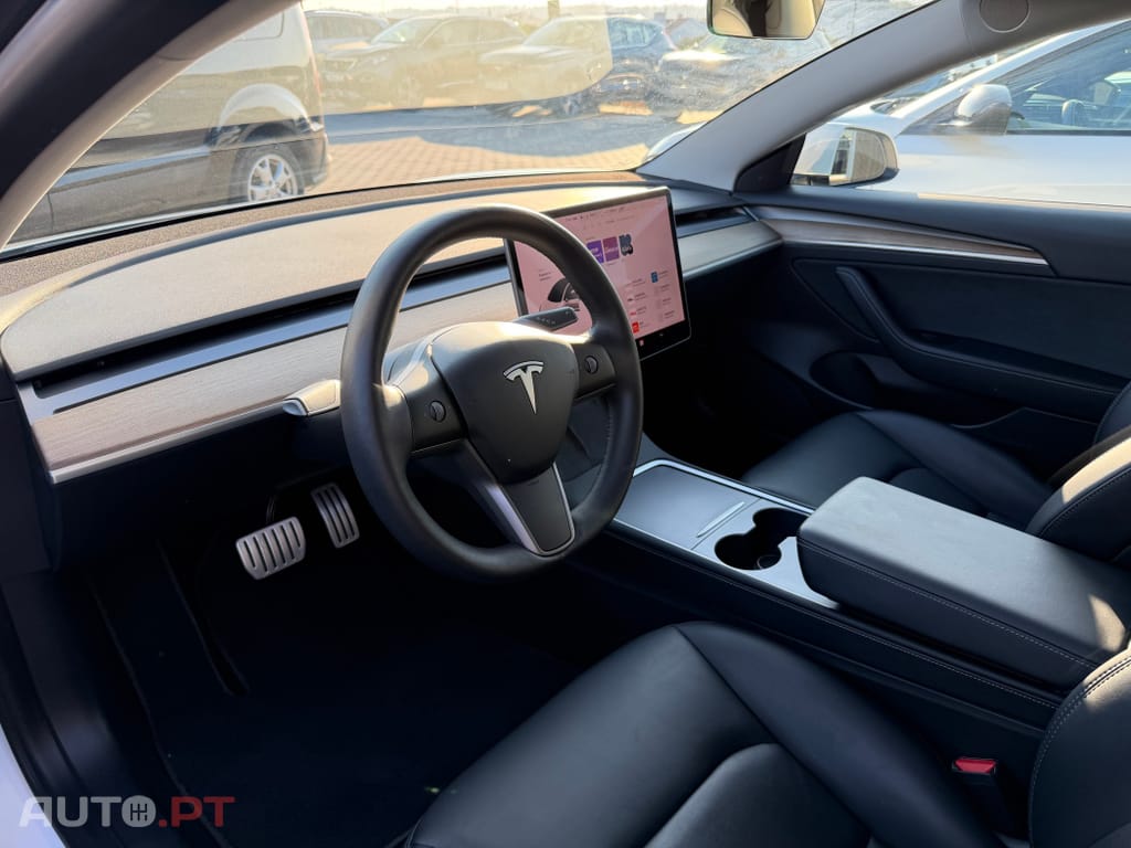 Tesla Model 3 Performance Dual Motor AWD — fotografia 5