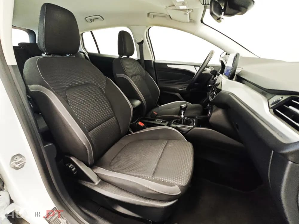 Ford Focus SW 1.0 EcoBoost MHEV Connected