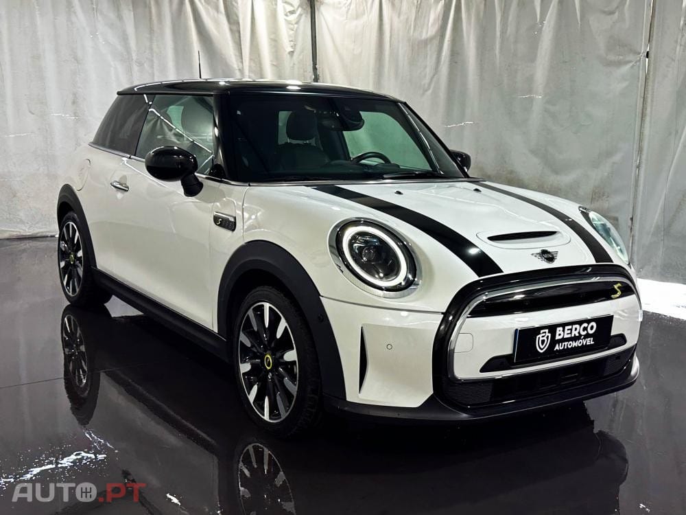 MINI Cooper Cooper SE Premium Classic
