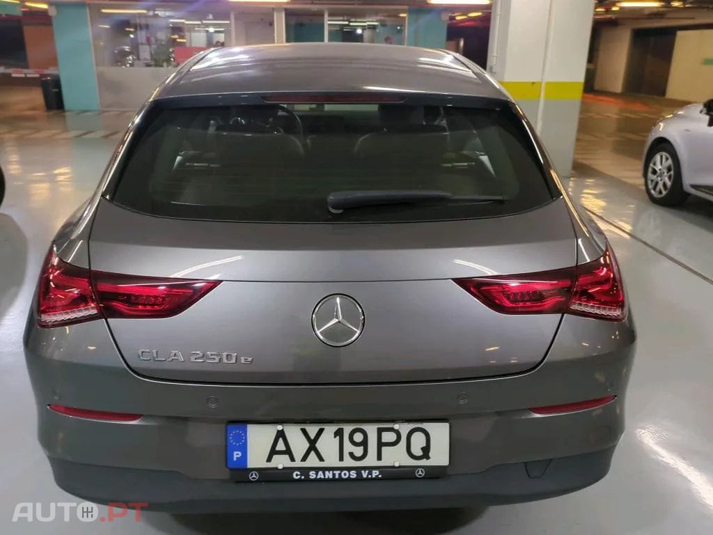 Mercedes-Benz CLA 250 e Shooting Brake Style Plus
