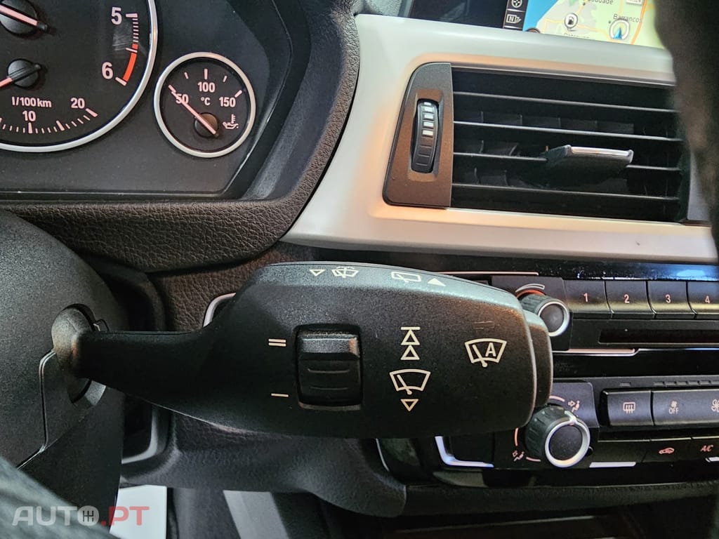 BMW 318 d Touring Line Sport