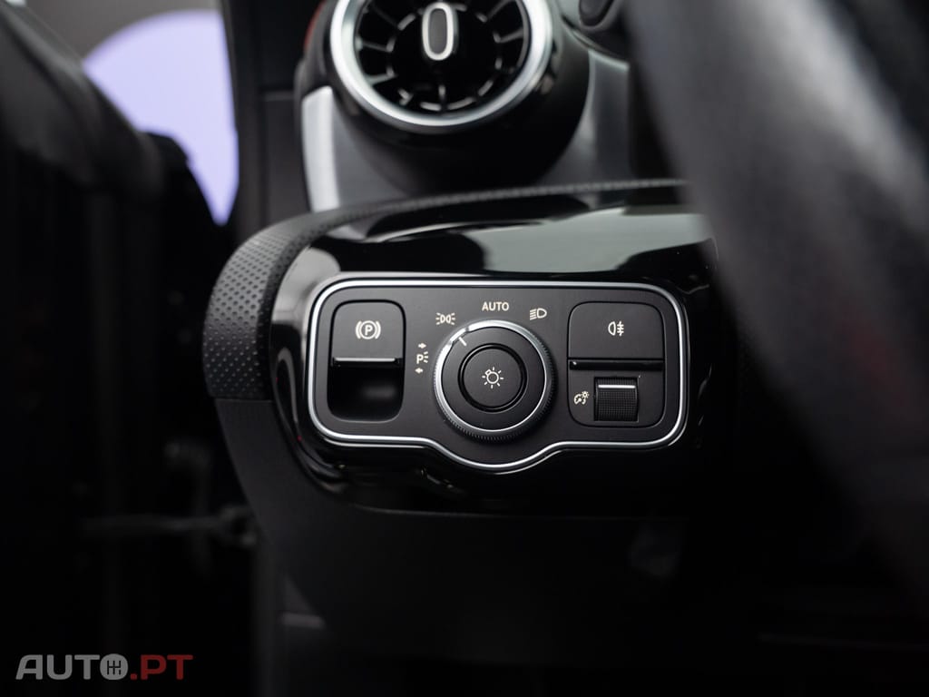 Mercedes-Benz CLA 250 e Style Plus