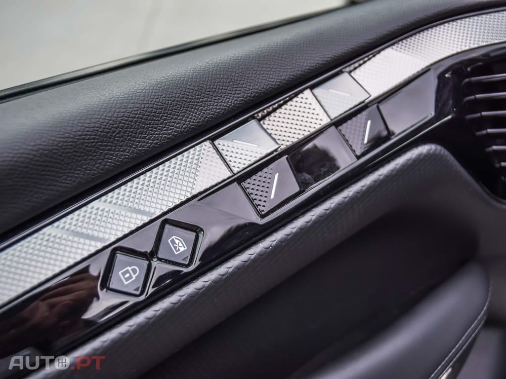 DS DS4 E-Tense Rivoli EAT8