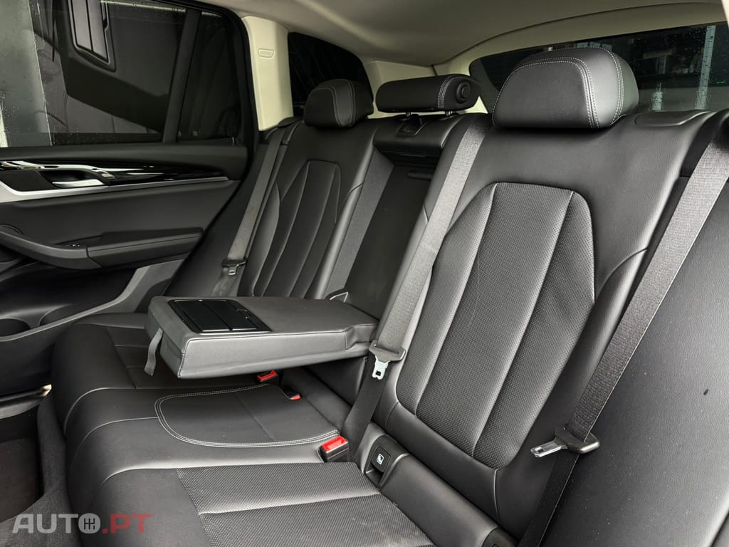 BMW X3 30 e xDrive Advantage