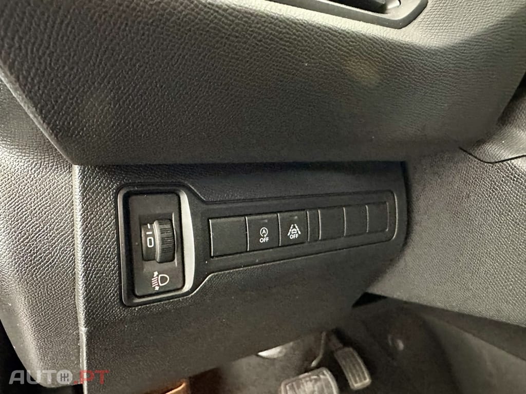 Peugeot 308 SW BlueHDi 130 EAT8 Stop & Start Allure Business-Pack