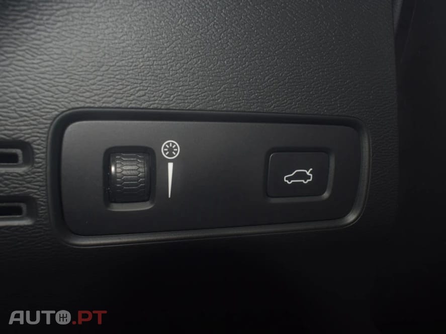 Volvo XC40 2.0 D3 Momentum