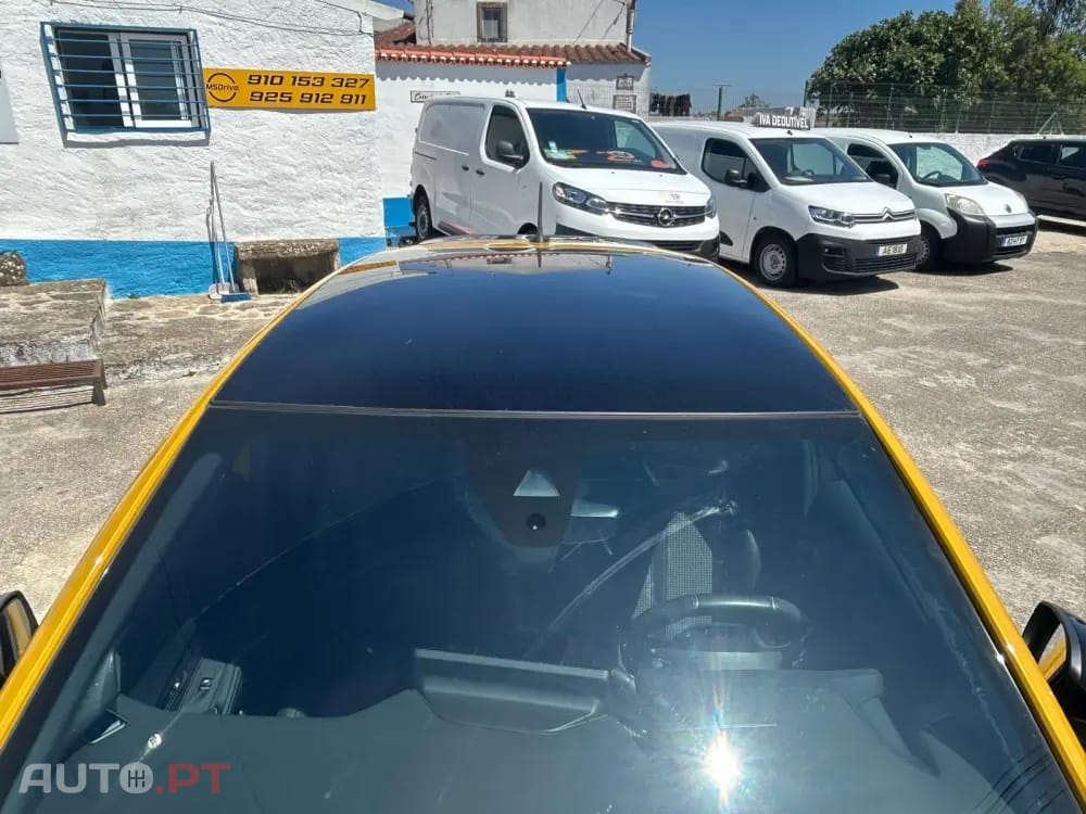 Peugeot 208 1.2 PureTech GT EAT8