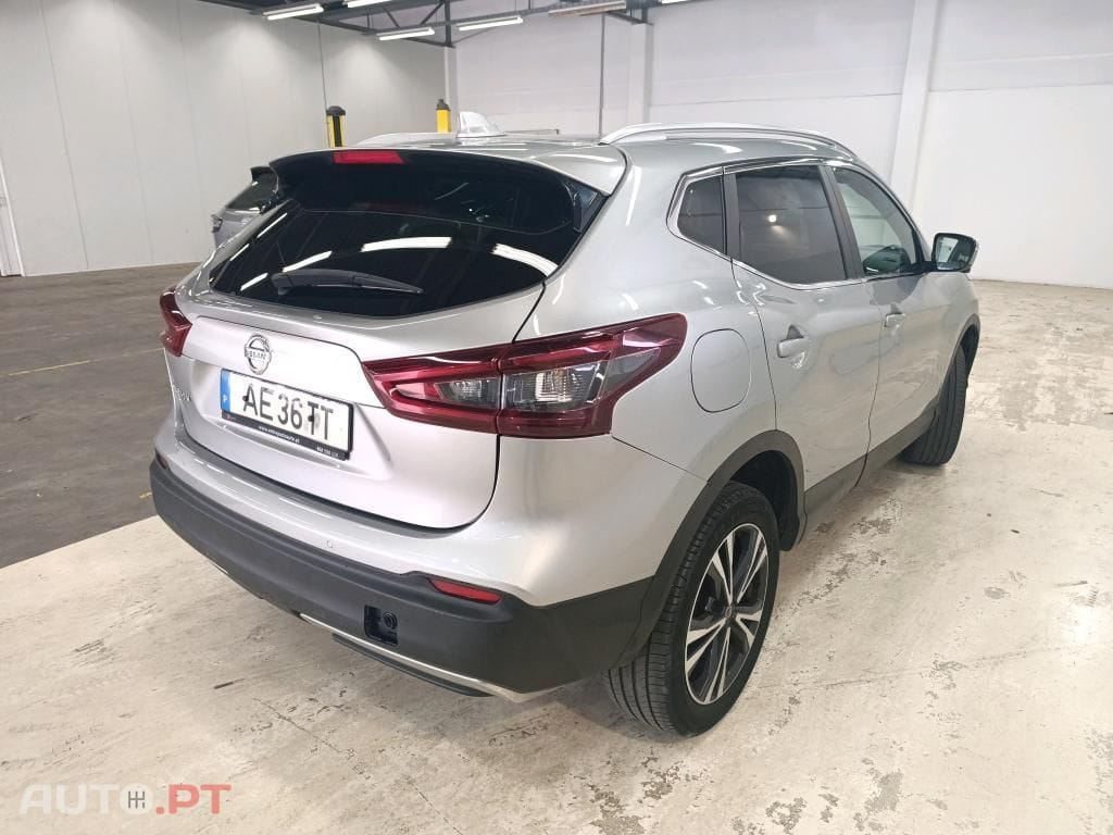 Nissan Qashqai 1.5 dCi N-Connecta Roda Suplente