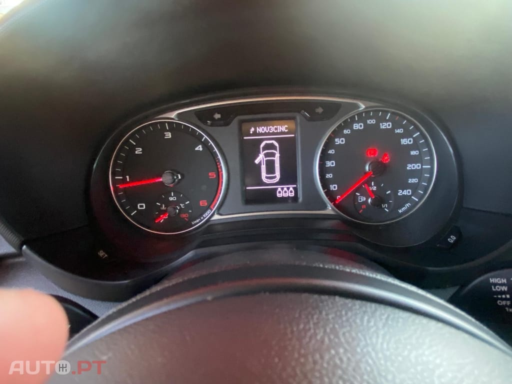 Audi A1 1.6 TDi S-line