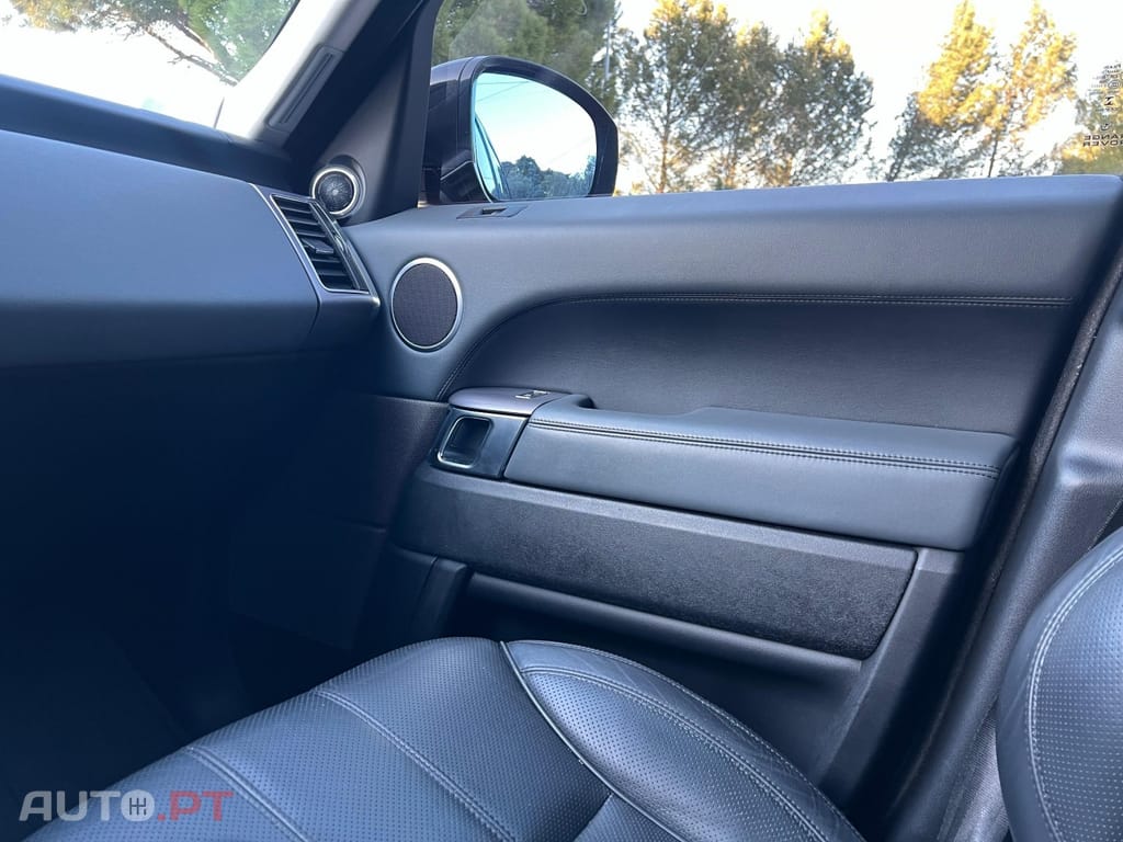 Land Rover Range Rover Sport 3.0 TDV6 S