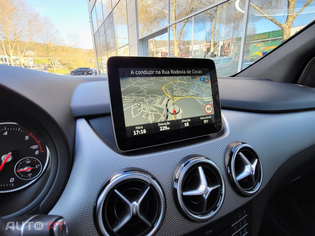 Mercedes-Benz B 220 d Style