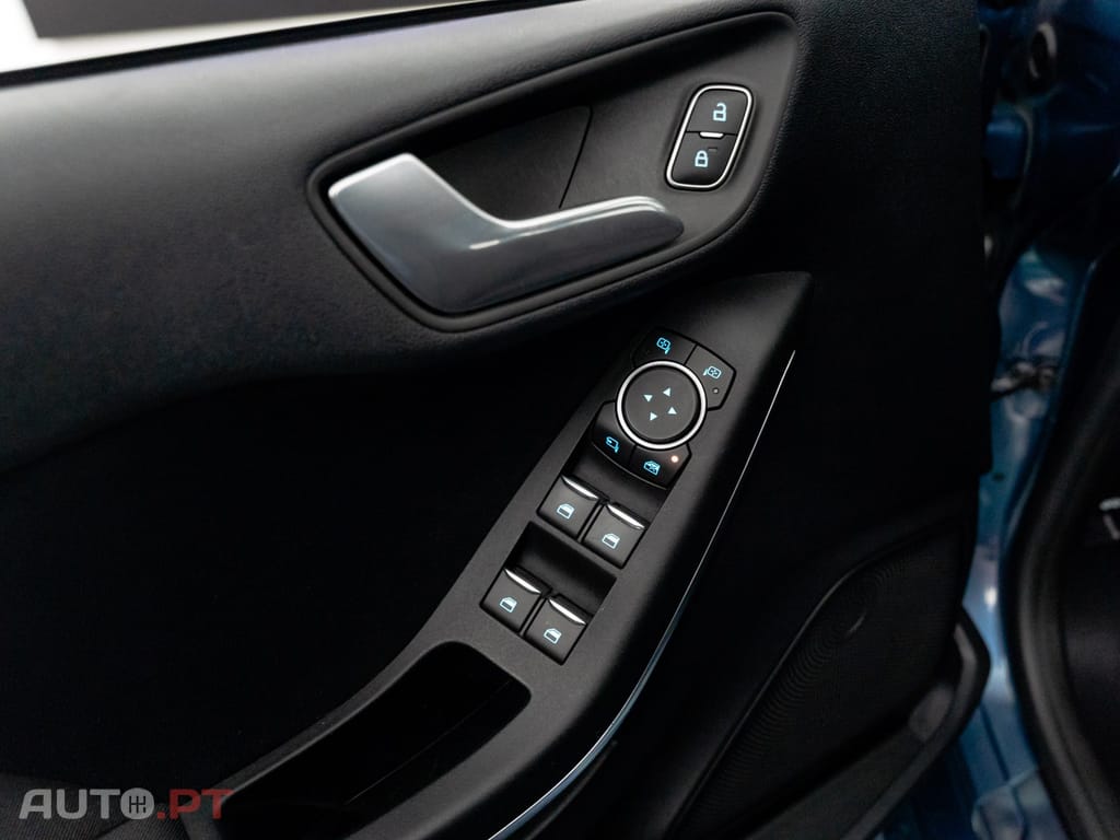 Ford Fiesta 1.0 EcoBoost MHEV ST-Line