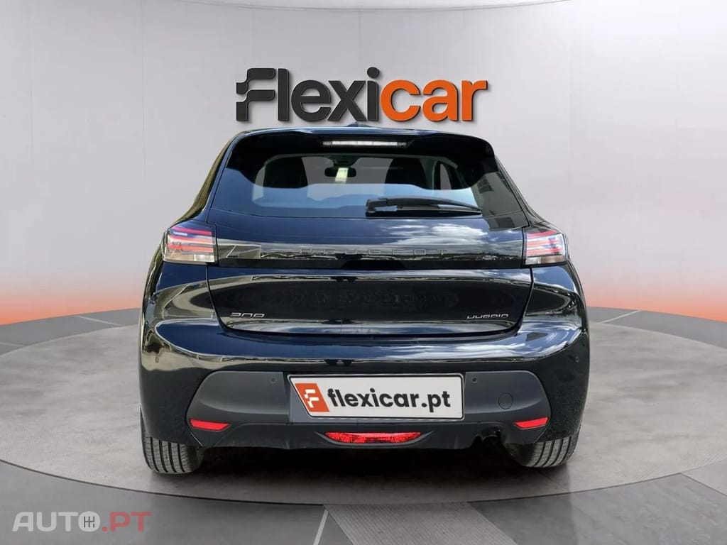 Peugeot 208 1.2 Hybrid Style e-DCS6