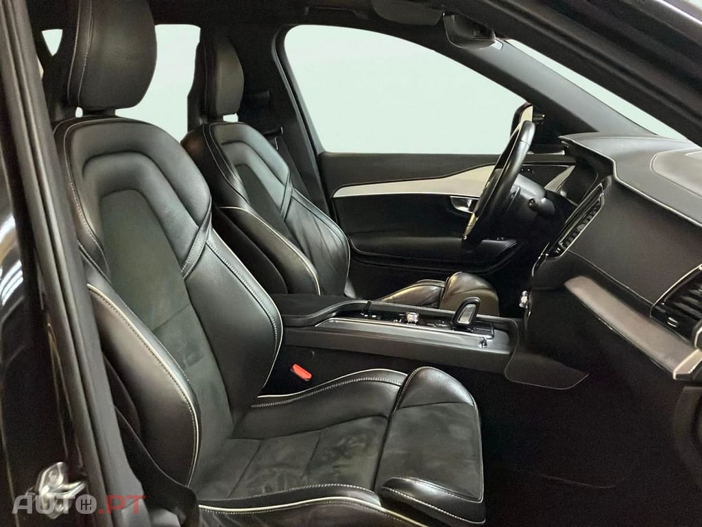 Volvo XC90 2.0 T8 PHEV R-Design AWD