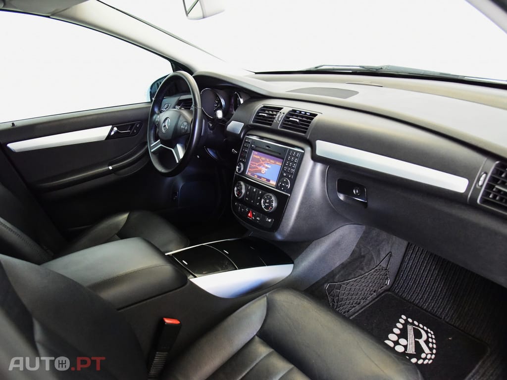 Mercedes-Benz R 320 CDi 4-Matic