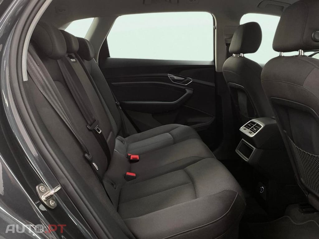 Audi E-Tron 50 quattro Advanced