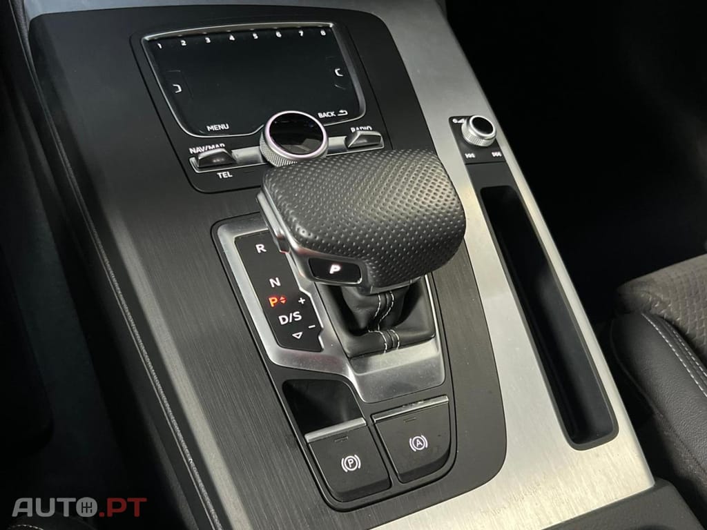 Audi Q5 Audi Q5 55 TFSIe quattro S line S tronic