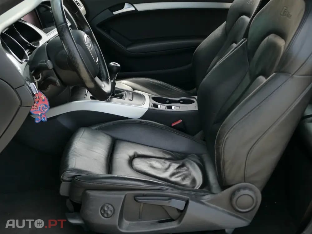 Audi A5 2.0 TDi S-line