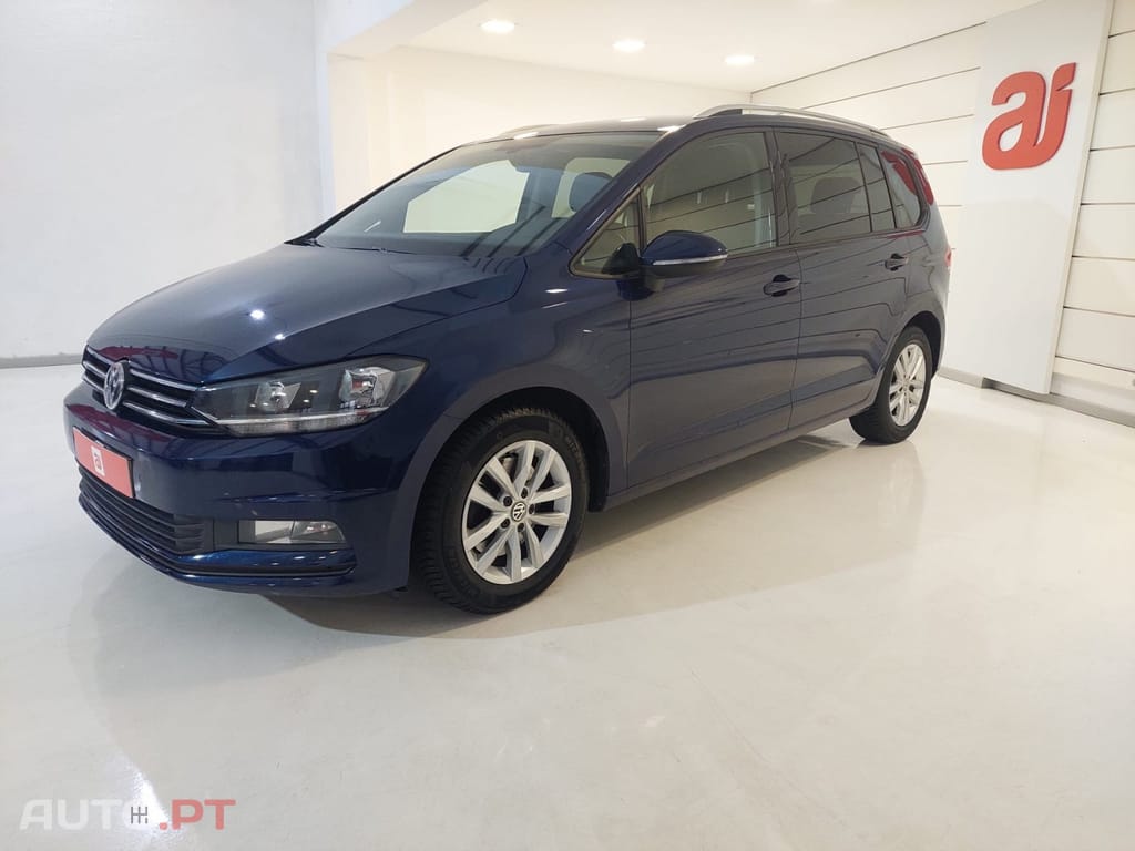 Volkswagen Touran 1.6 TDI Confortline DSG