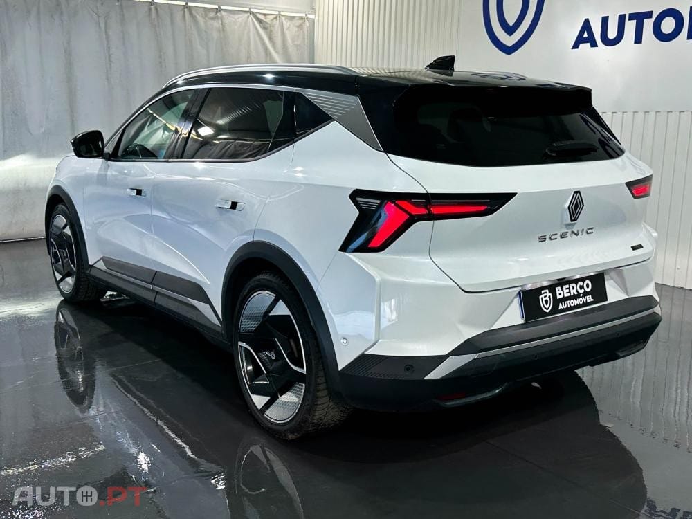 Renault Scénic 220 Long Range Techno