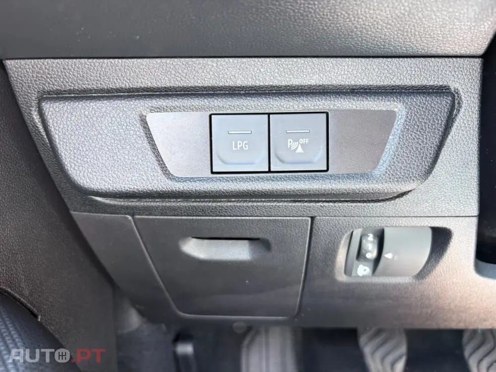Dacia Sandero 1.0 ECO-G Essential Bi-Fuel