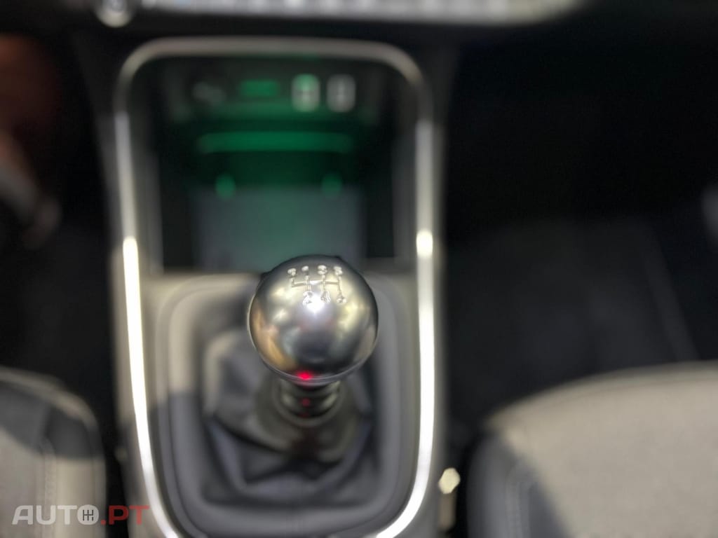 Jeep Avenger 1.2 GSE T3 Summit