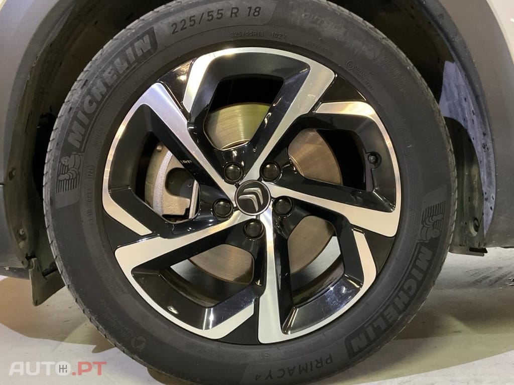 Citroen C5 Aircross 1.6 Hybrid Shine e-EAT8