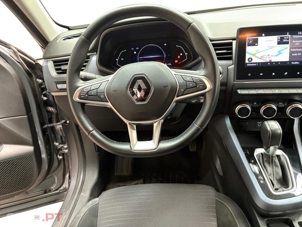 Renault Arkana 1.6 E-Tech Business