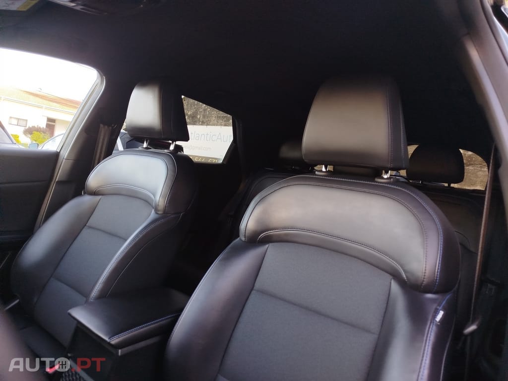 MG MG4 64 kWh Luxury