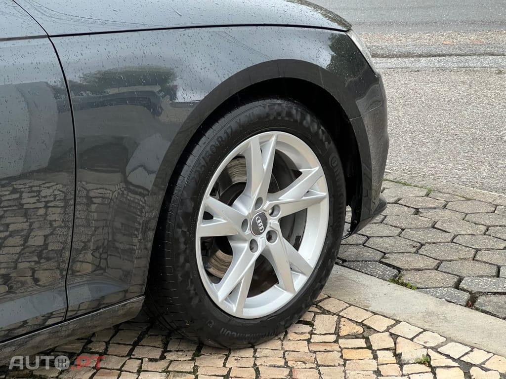 Audi A4 Avant 2.0 TDI Business Line