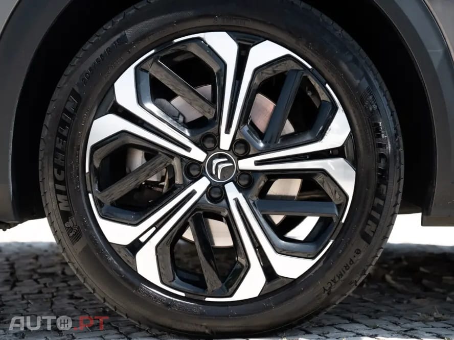 Citroen C5 X 1.6 Hybrid Plus e-EAT8