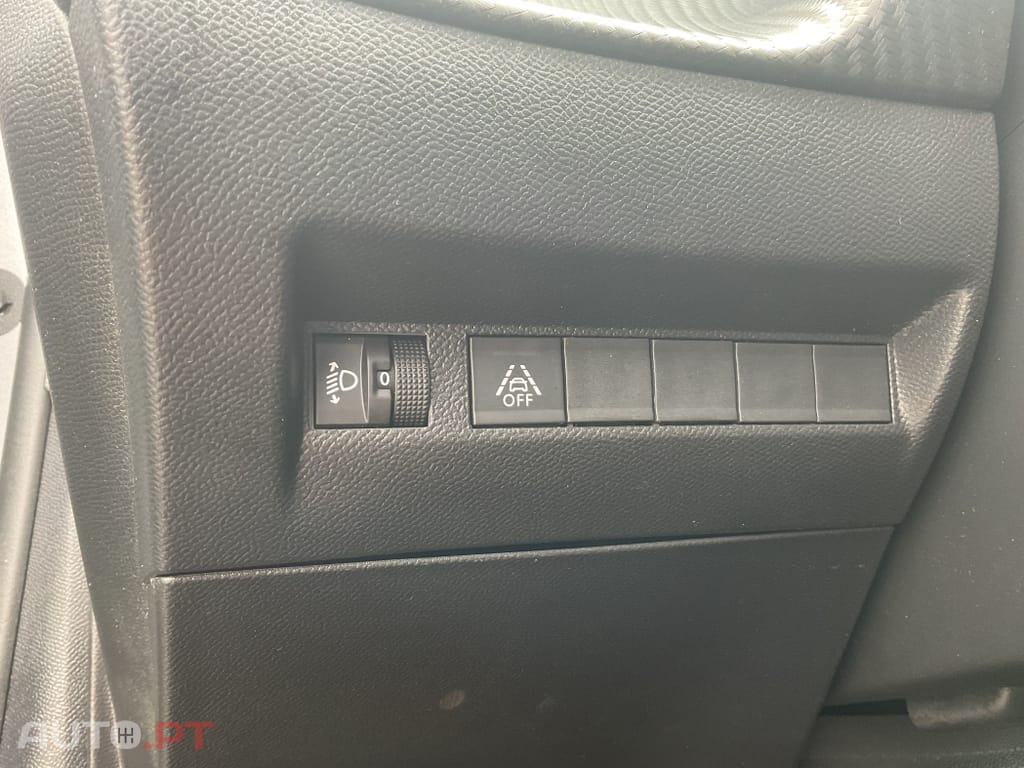 Peugeot 208 1.2 PureTech Active Pack