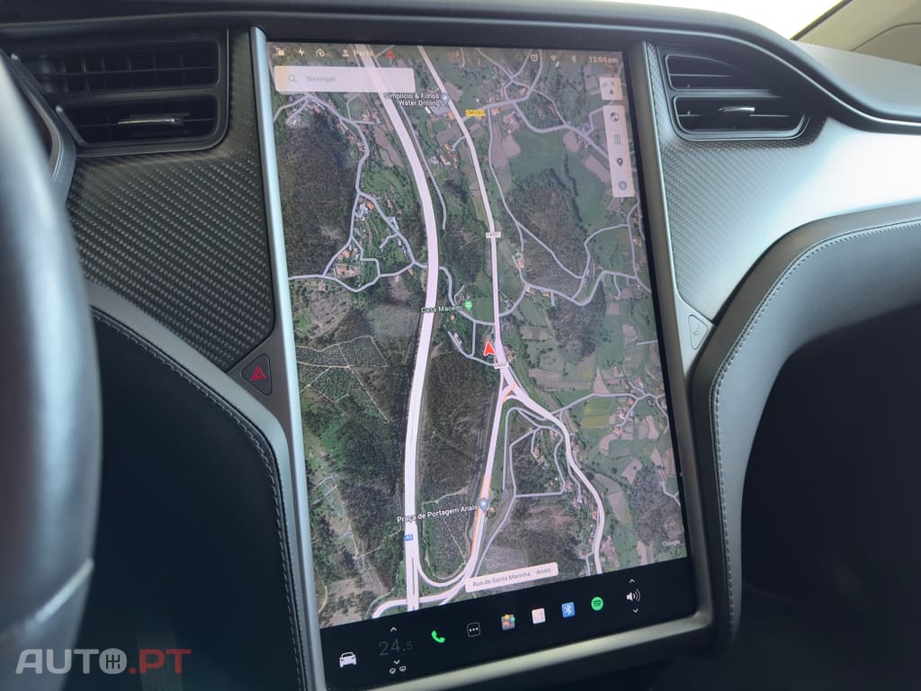 Tesla Model X Outro