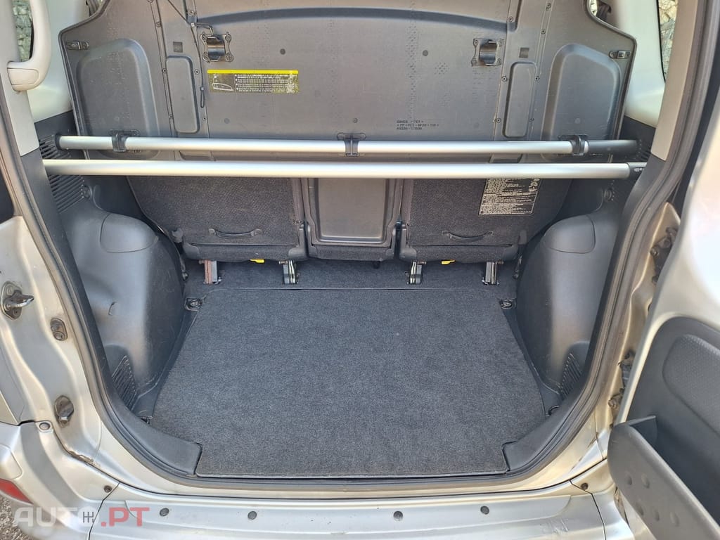 Toyota Yaris Verso 1.4 D-4D Sol