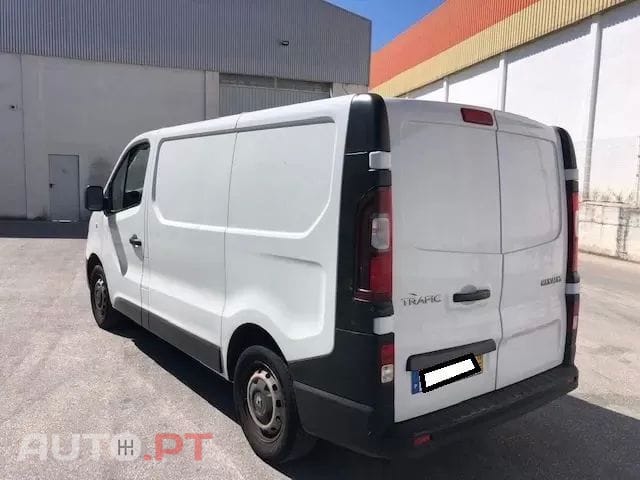Renault Trafic  1.6 dCi com IVA Dedutível